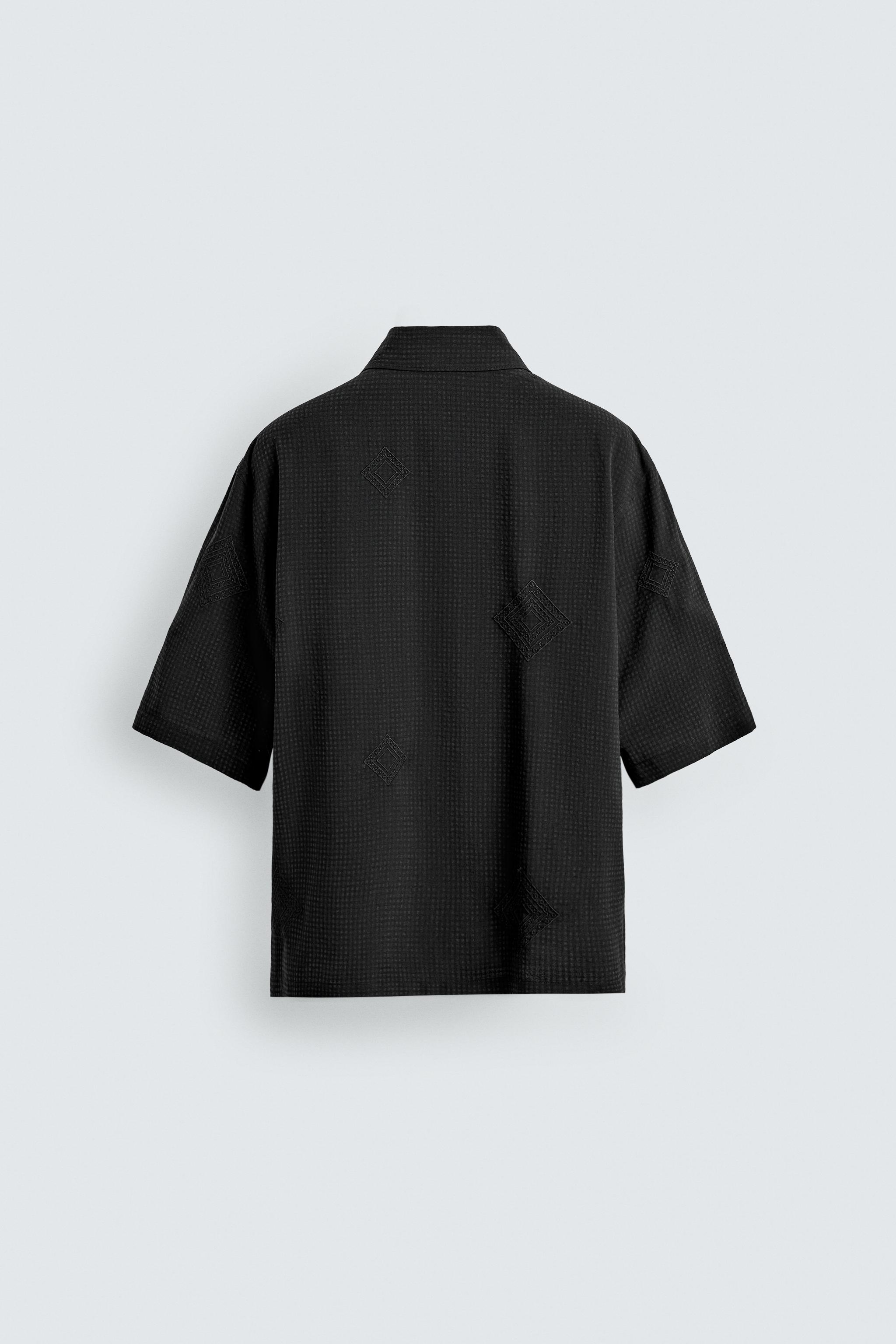 GEOMETRIC EMBROIDERY SHIRT